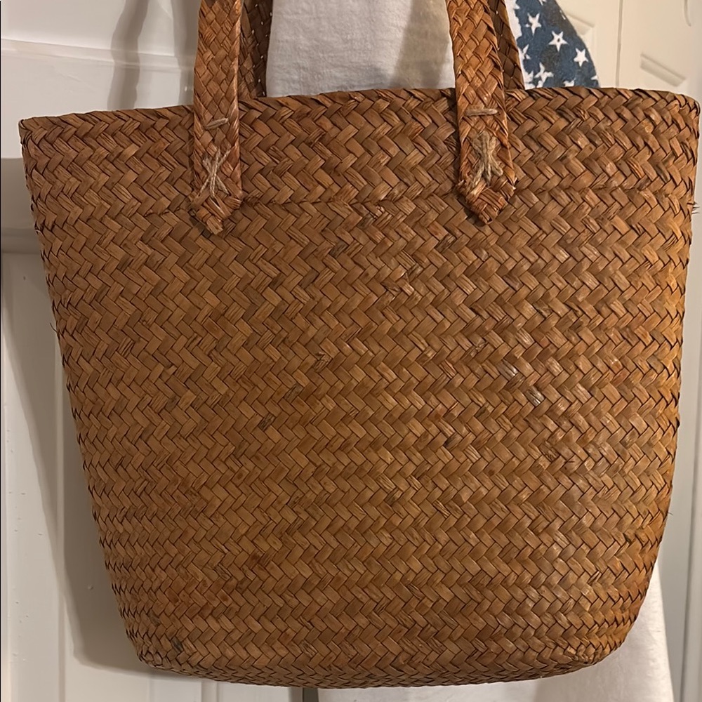Woven Tan Tote Bag - Picture 3 of 8